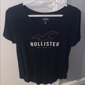 Women’s Hollister T-shirt